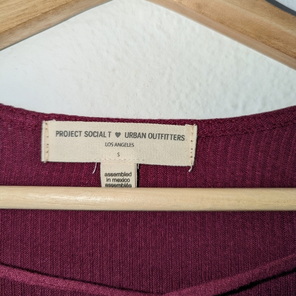 UO Project Social T Lace Up Ribbed Long Sleeve Tee Shirt - Picture 6 of 7